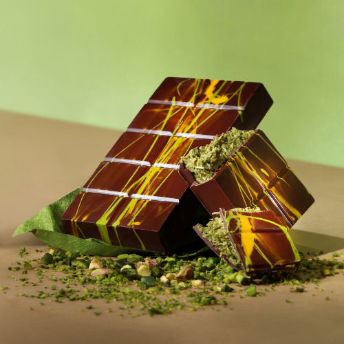 Dubai Pistachio Chocolate Bar (190g)