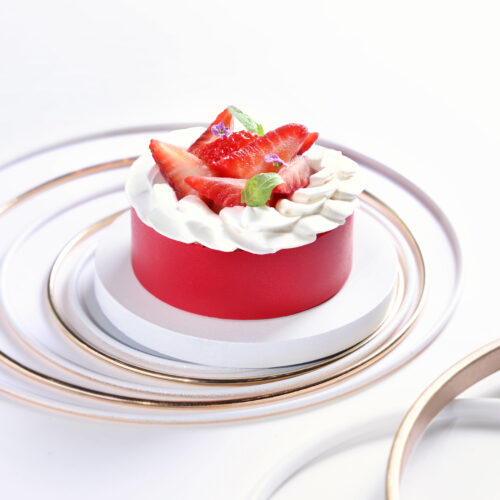 Strawberry Shiso Cake (Pastry)